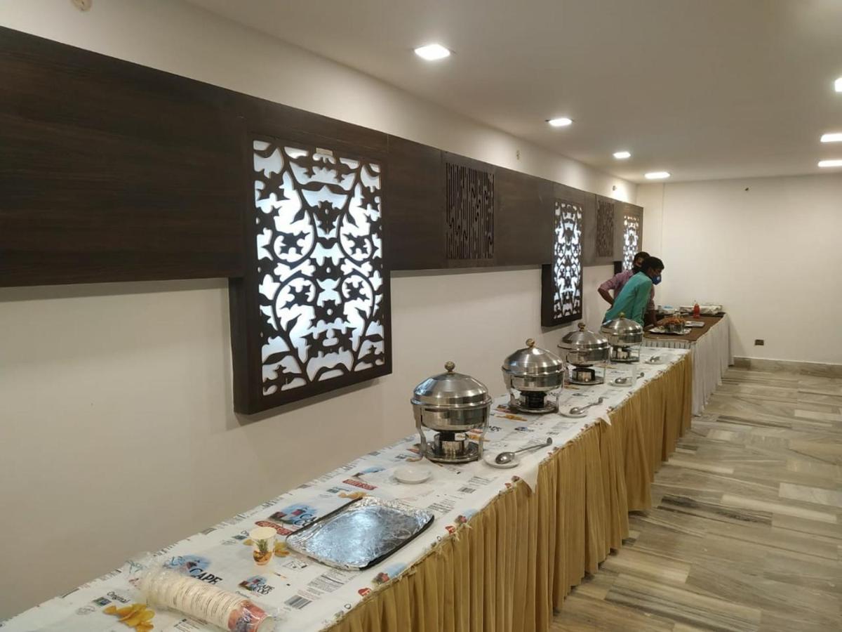 Varanasi Palace Экстерьер фото